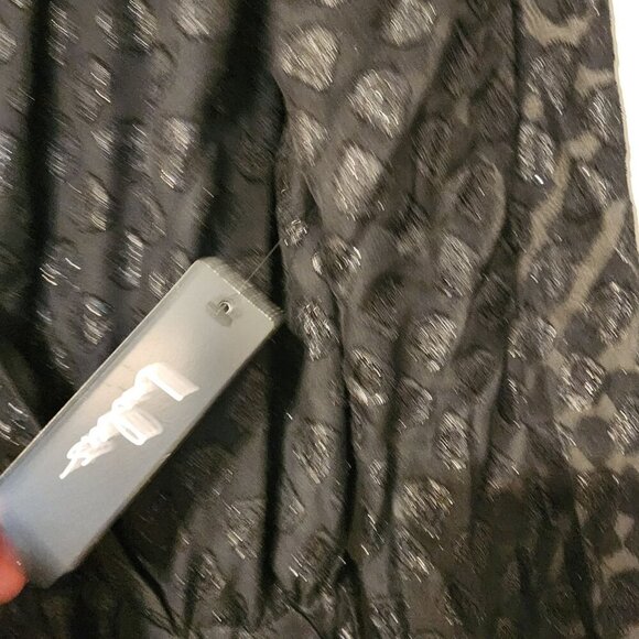 New Lulus sz S women Black Glitter Sheer Long-Sleeve Wrap Romper - Picture 3 of 10